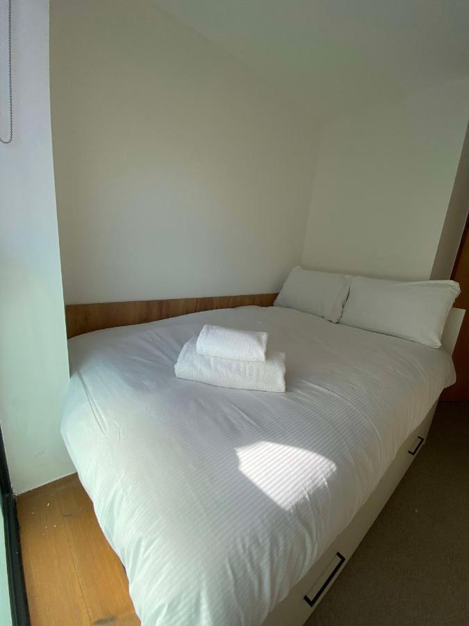 Regency Hall Smart Cheltenham Ensuite Rooms E 外观 照片