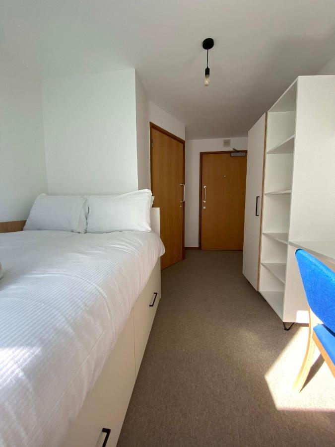 Regency Hall Smart Cheltenham Ensuite Rooms E 外观 照片
